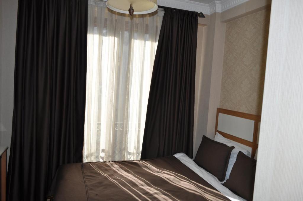 Gozde Hotel Istanbul Room photo